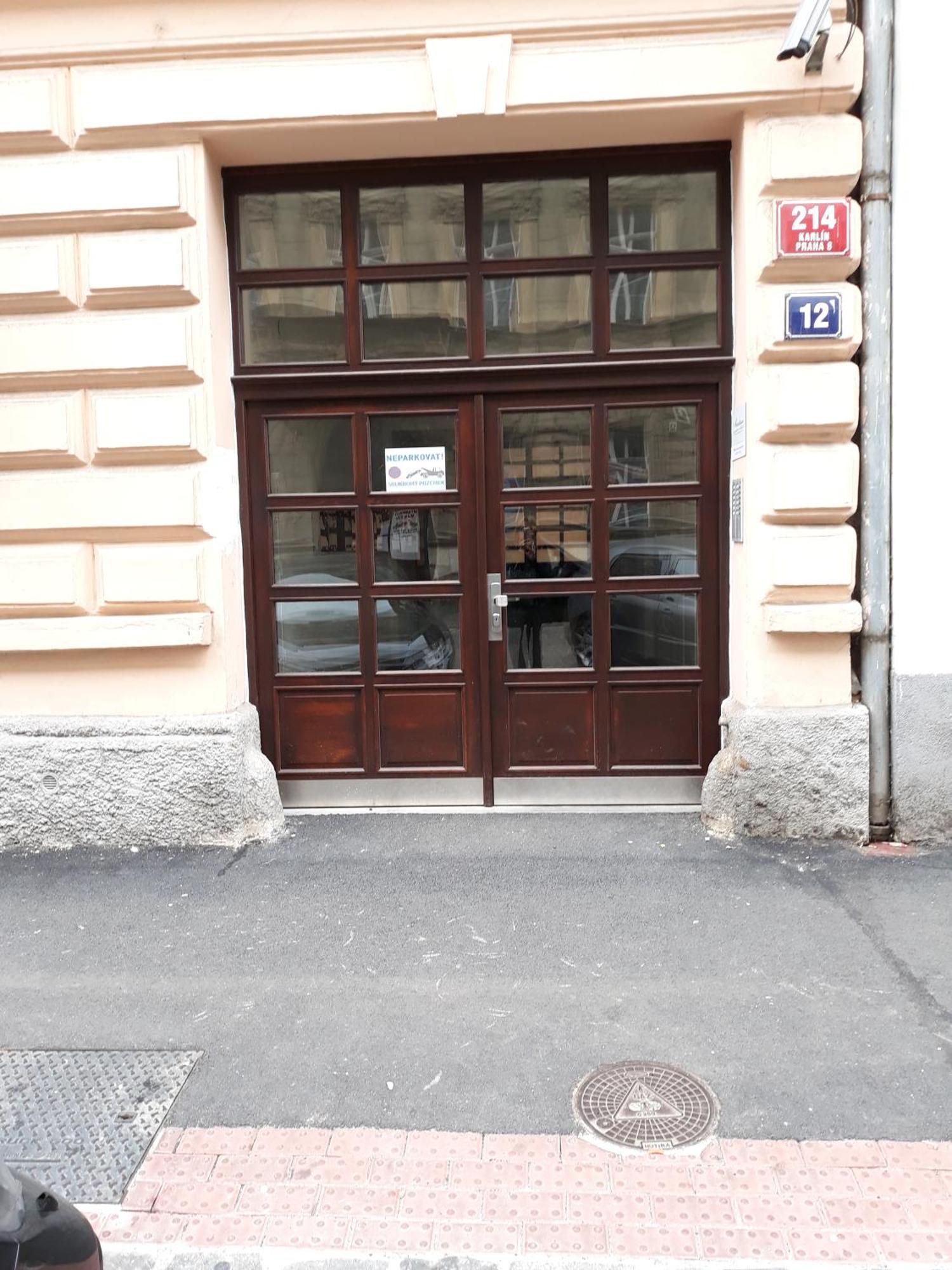 Apartment Za Poricskou Branou Prague Luaran gambar