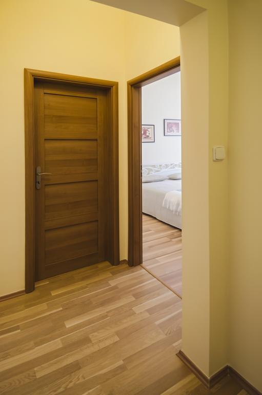 Apartment Za Poricskou Branou Prague Luaran gambar