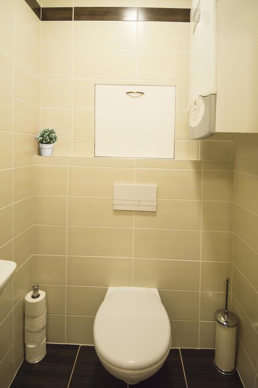 Apartment Za Poricskou Branou Prague Luaran gambar